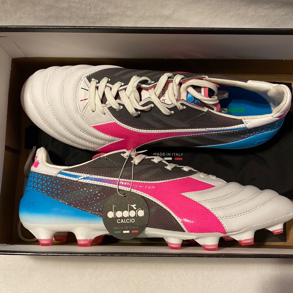 NWT Mens Diadora Brasil Elite Veloce GR ITA LPX size 9.5 with shoe bag. New!